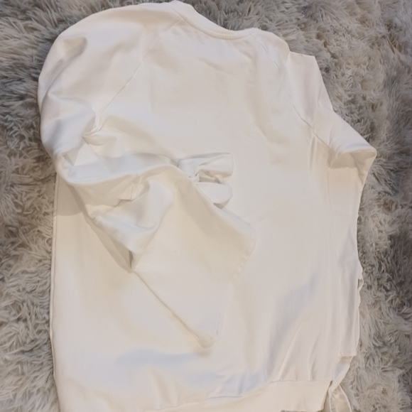 IRIS&INK White sweatshirt - Picture 2 of 6